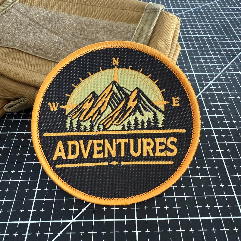 Adventures Mountain Compass Em - огляд і ціна Outdoor Adventure With No Backpack